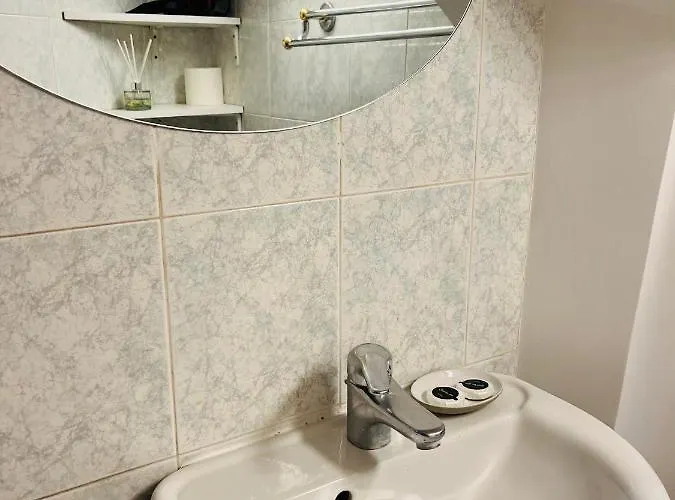 Apartment Two-bedroom Flat Near Pompidou Centre