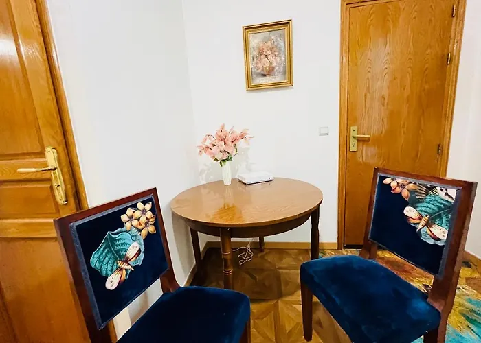 Two-bedroom Flat Near Pompidou Centre *