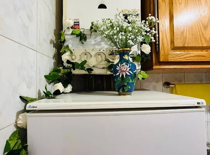 Two-bedroom Flat Near Pompidou Centre *