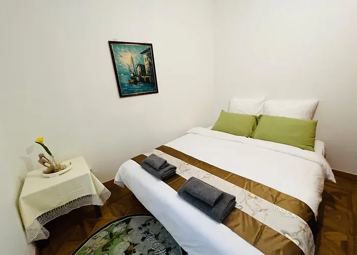 Apartmán Two-bedroom Flat Near Pompidou Centre *