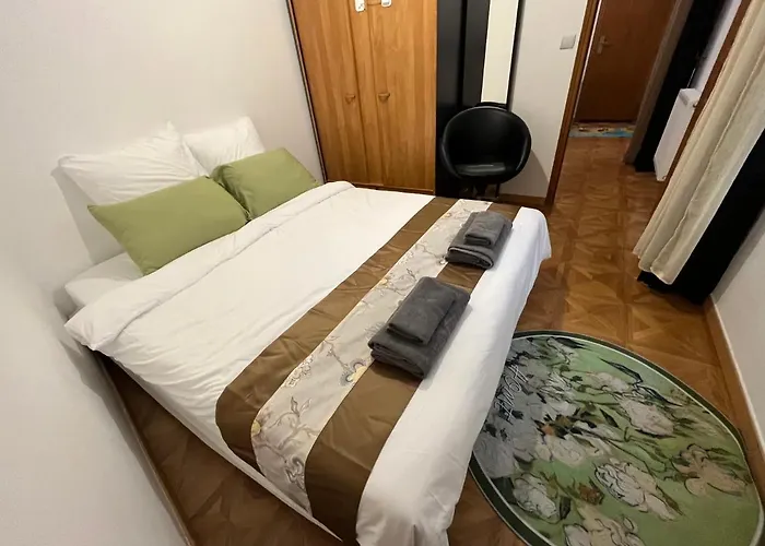 Two-bedroom Flat Near Pompidou Centre